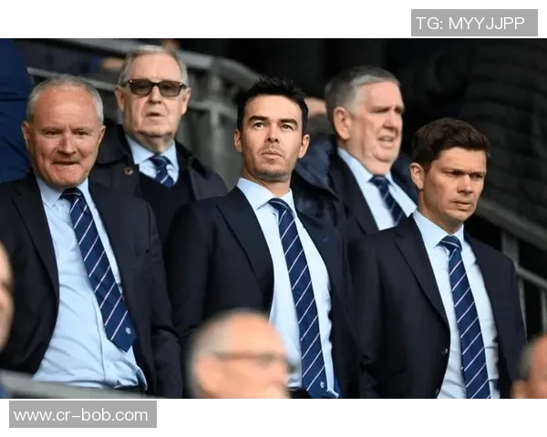 诺维奇足球俱乐部宣布比利时教练菲利普克莱门特担任新任主教练